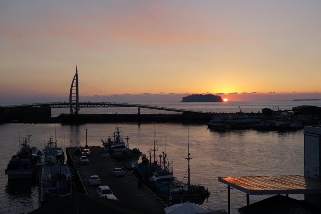Soldongsan Stay Seogwipo-stad Buitenkant foto