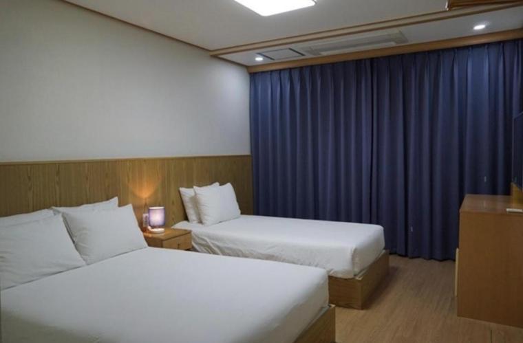 Soldongsan Stay Seogwipo-stad Buitenkant foto